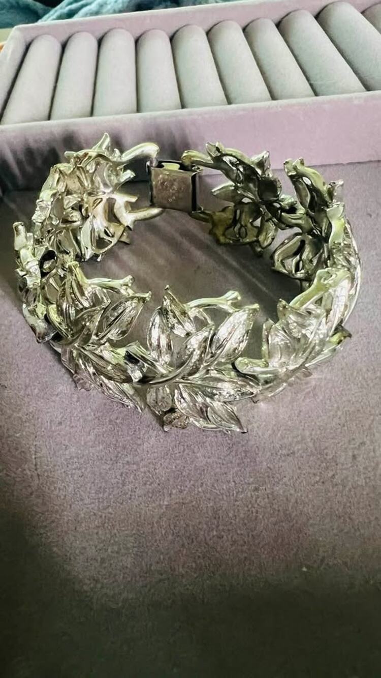 Vintage Coro Silver-Tone Leaf Bracelet